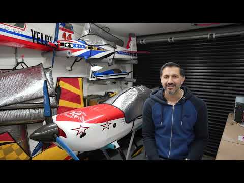 Overview of 104″ Extra 300 | Extreme Flight
